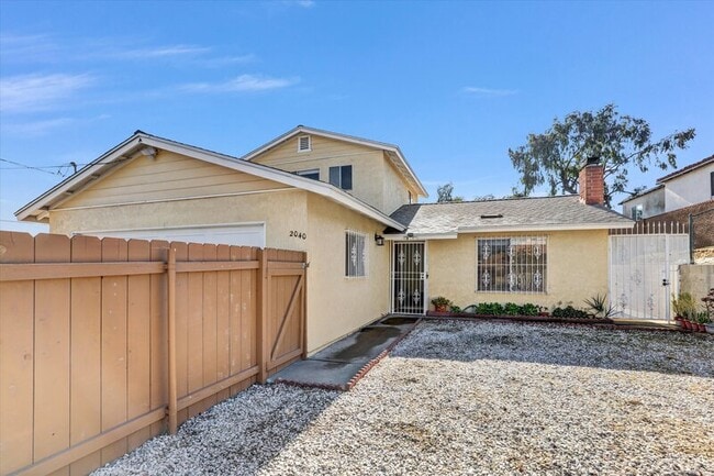 Foto del edificio - 2040 E 5th St