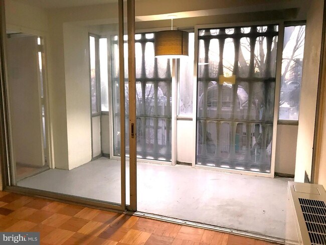 Foto del edificio - 1311 Delaware Ave SW
