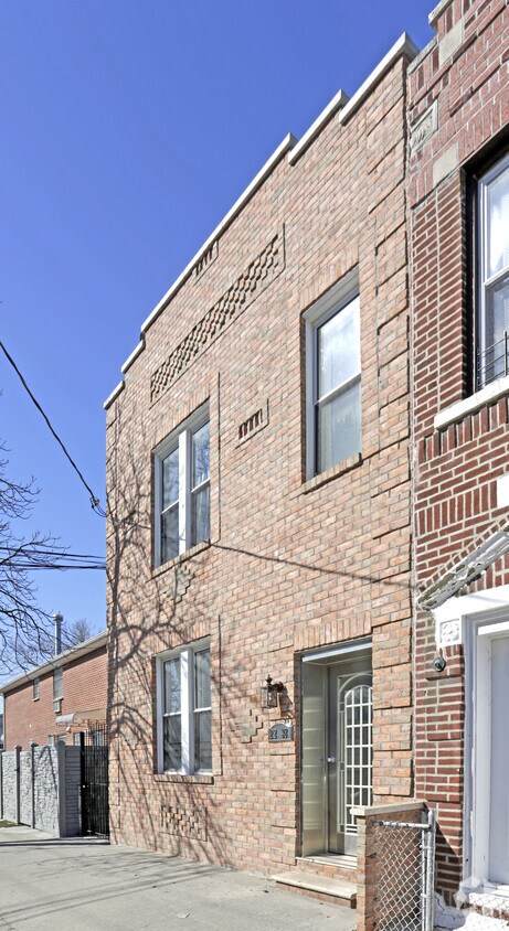 Building Photo - 22-38 121st St