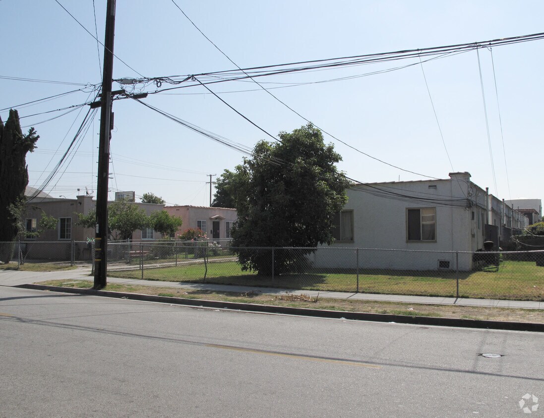 Foto del edificio - 5930 Carmelita Ave