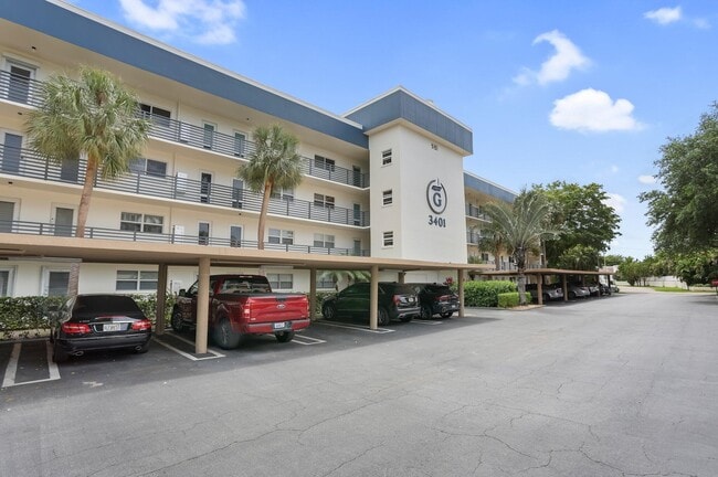 Building Photo - 3401 Spanish Trail