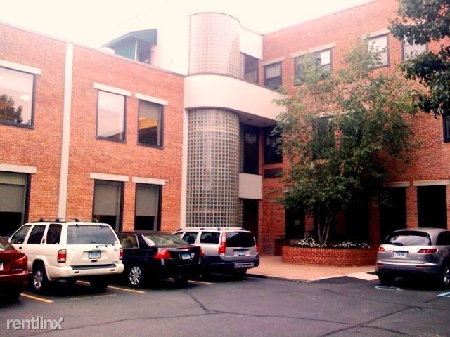 Building Photo - 32 Haviland St