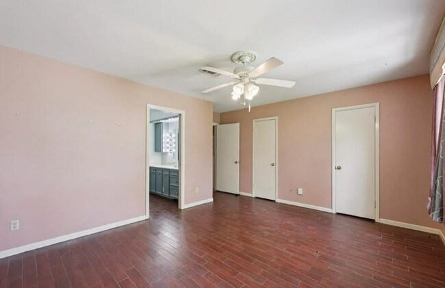 Foto del edificio - 5710 Glasgow Ln