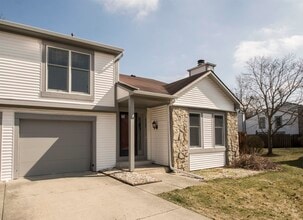 Building Photo - 6228 Sawmill Woods Dr