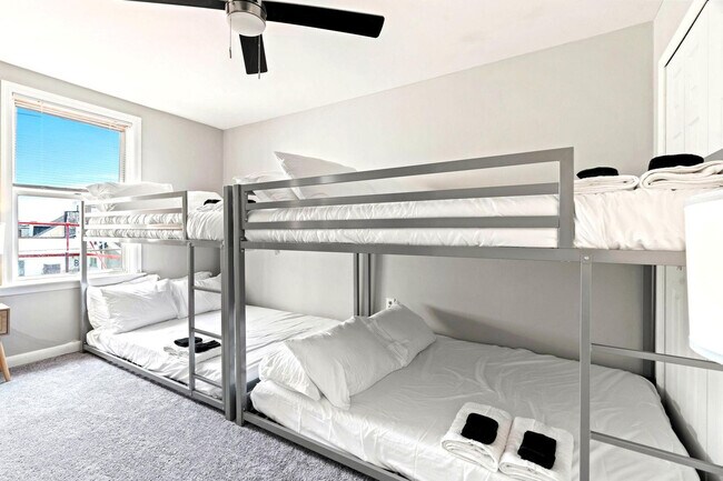 Foto del edificio - 128 Bainbridge St