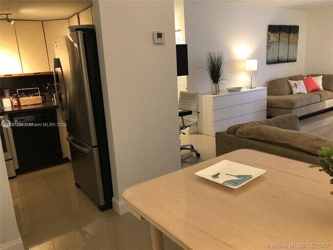 Foto del edificio - 800 West Ave