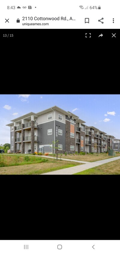 BUILDING - 3400 Aurora Ave