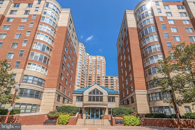 Foto del edificio - 3830 9th St N