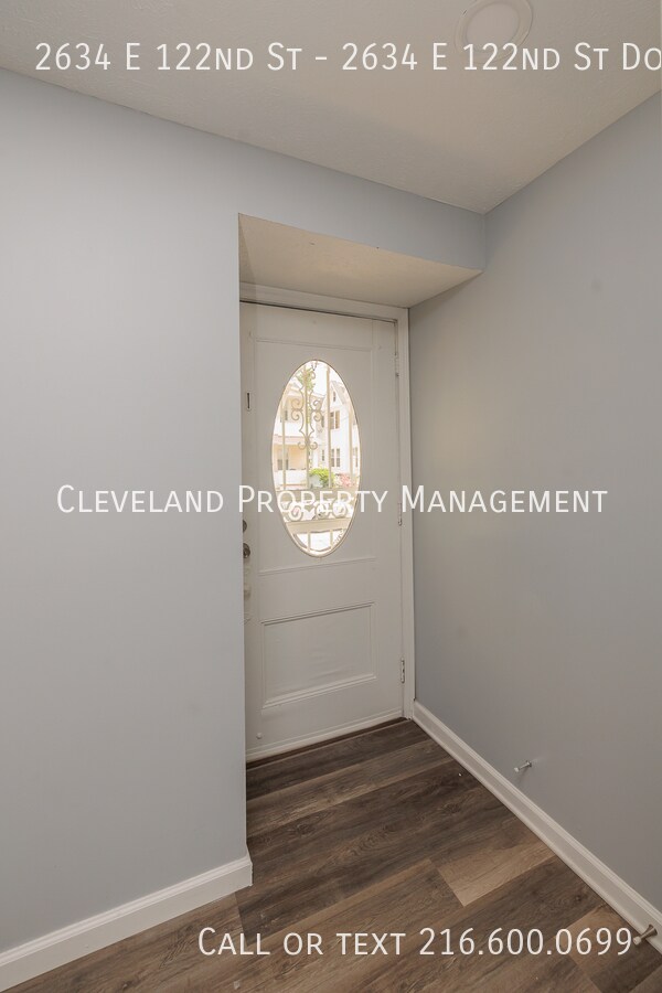 Building Photo - 2634 E 122nd St