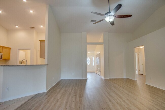 Building Photo - Updated 4BR/3BA Brick Home Near NAS Pensacola with Office & Screened Porch