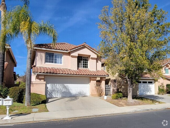 Building Photo - 24687 Cll Largo