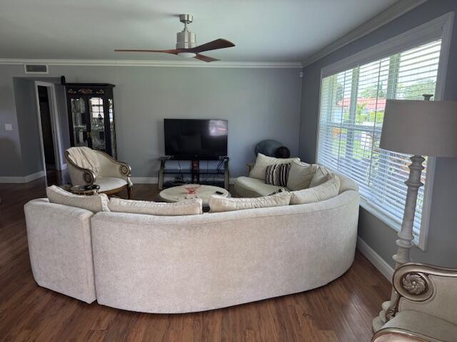 Foto del edificio - 4585 NW 3rd St
