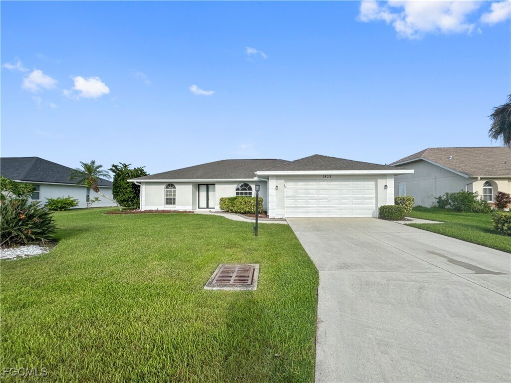 Foto principal - 5823 Buchanan Rd