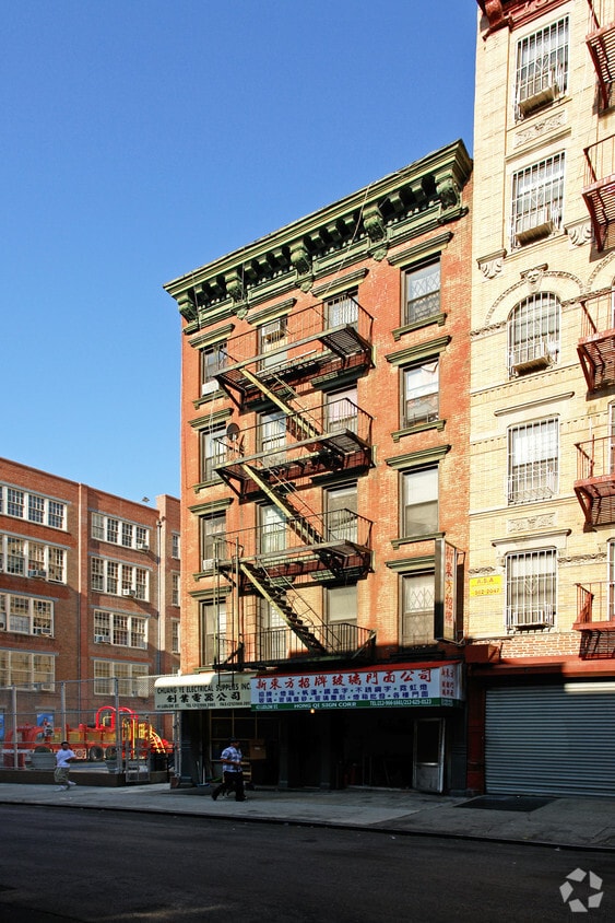 41-43 Ludlow St - Lower East Side - Manhattan NY - 41-43 Ludlow St