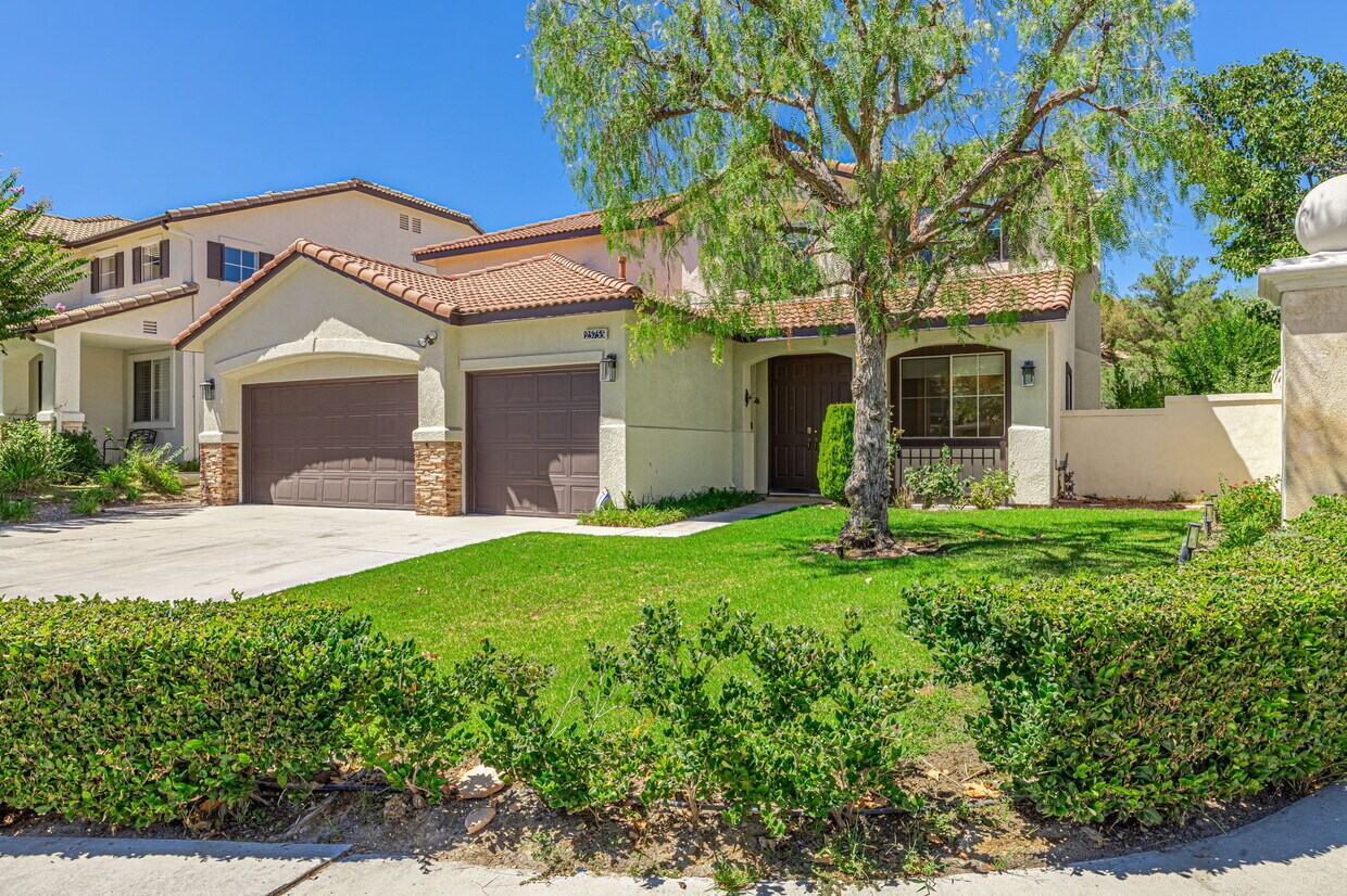 Foto principal - 25755 Hood Way