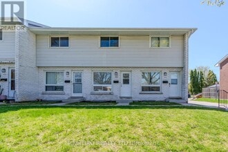 Building Photo - 101 Wellesley Crescent