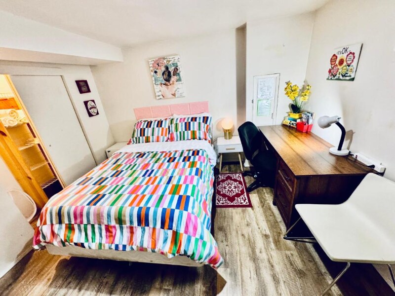 Foto principal - 5631 E Cornell Ave
