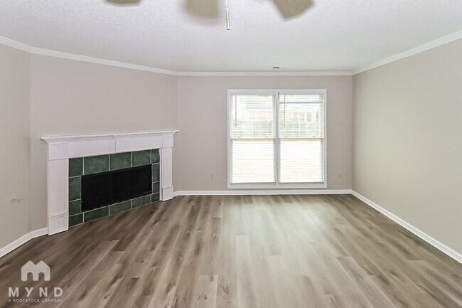 Foto del edificio - 8819 Lindstrom Cove