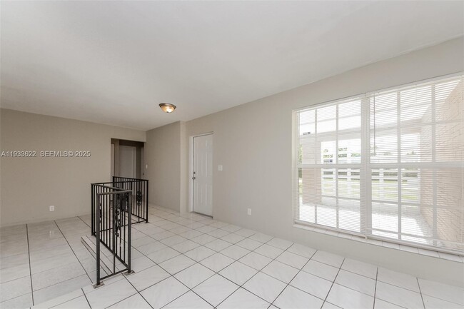 Building Photo - 2220 NW 44th Ave