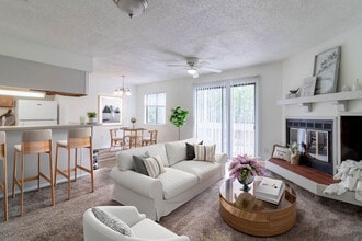 Building Photo - Tanglewood Apartments