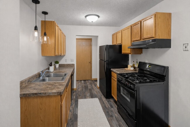 Building Photo - Pebble Creek North Apartments