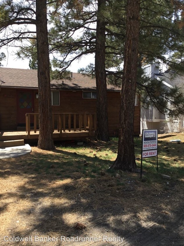 Foto principal - 43364-43501 Villa Grove Ave