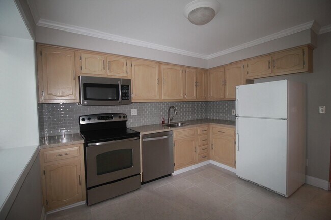 Foto del edificio - 86 W 33RD St