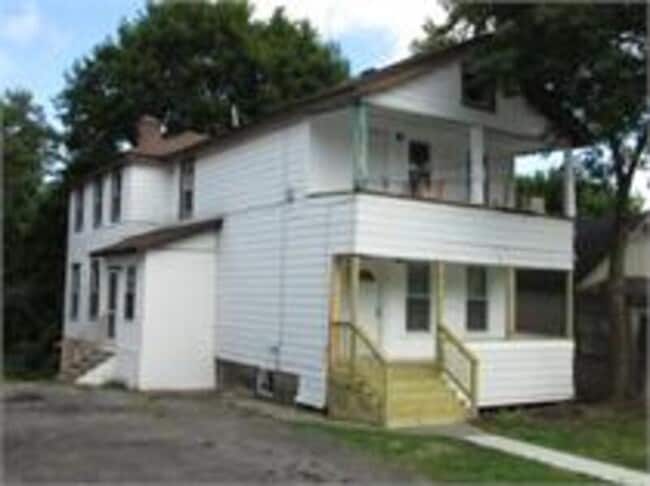 Photo - 412 Tompkins Street - 2 Apartment