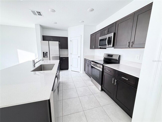 Building Photo - 1604 Marksman Rd