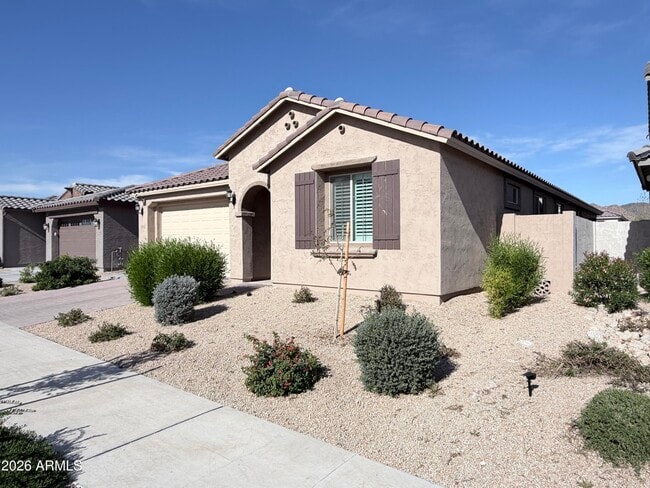 Building Photo - 2030 W Sierra Sunset Trail