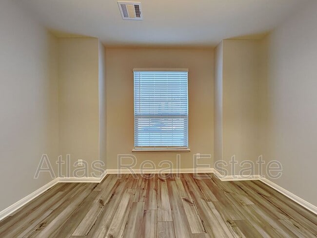 Building Photo - 13624 Fehrman Rd