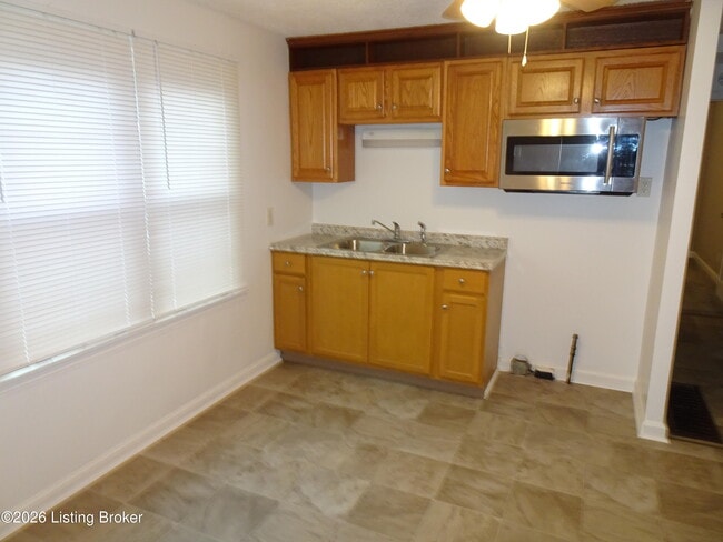 Foto del edificio - 226 Downes Ln