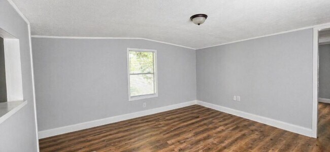 Foto del edificio - 2828 Redwing Ln