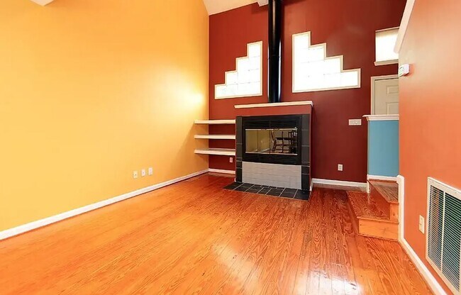 Building Photo - 505 Fostoria Ct