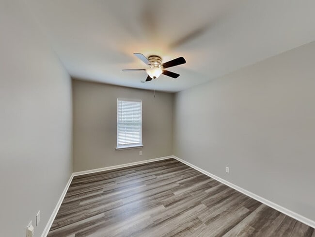 Building Photo - 1116 Wilann Dr