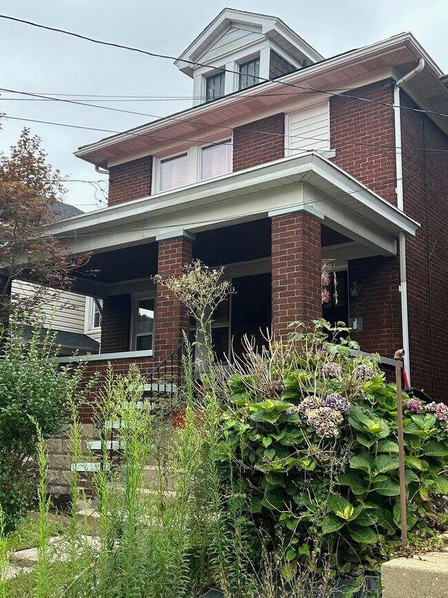 Foto del edificio - 3255 Ashlyn St