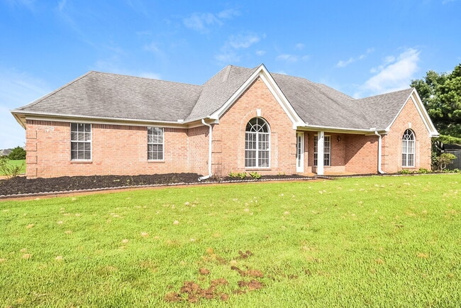 Building Photo - 4299 Rocky Top Cove