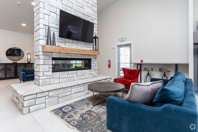 Clubroom - Altair at Riverwalk