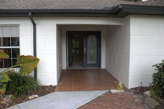 Foto del edificio - 3/2/3 Spring Hill Home