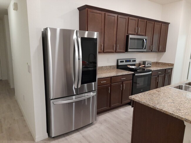 Building Photo - 1132 Papaya Cir
