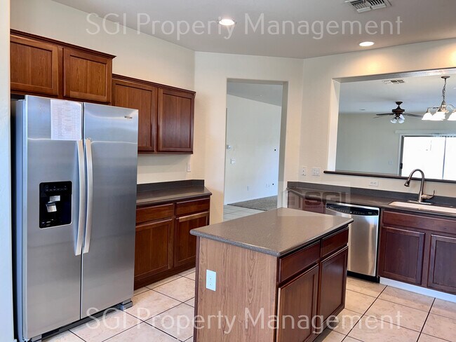 Foto del edificio - 8730 S 57th Dr