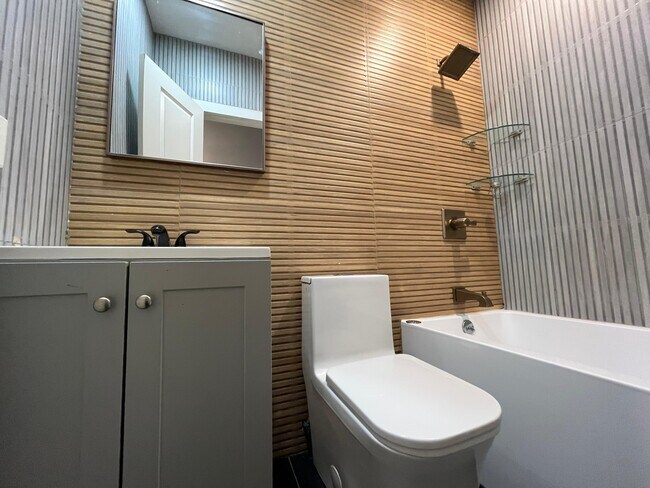 Foto del edificio - 60 Jordan Ave