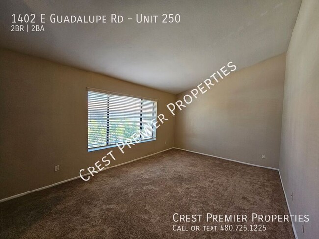 Building Photo - 1402 E Guadalupe Rd
