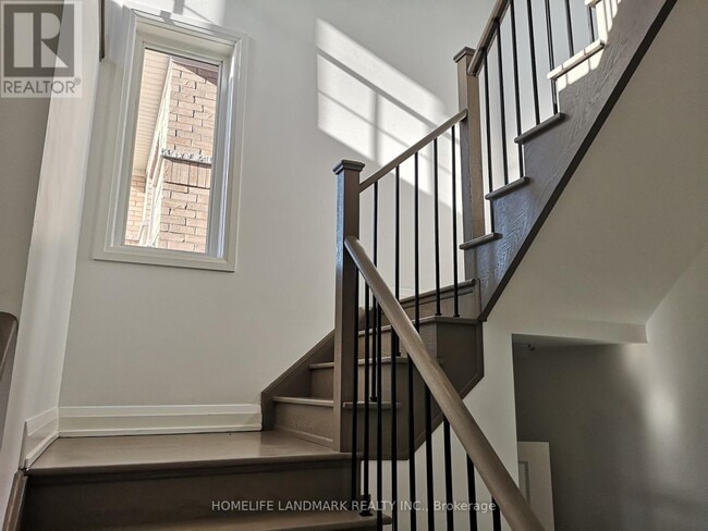 Building Photo - 31 Snap Dragon Trl