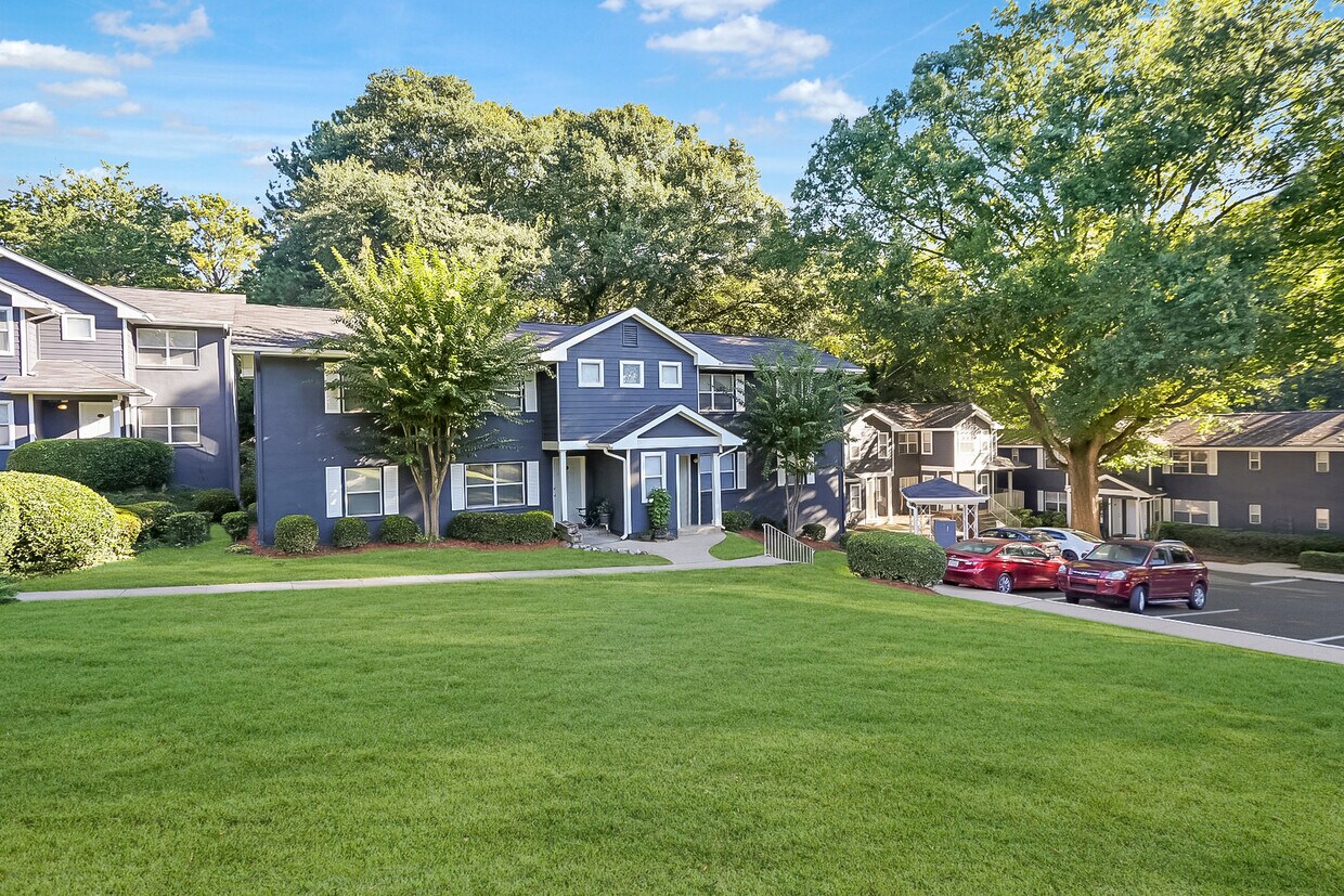 743 Howell Mill Apartments Atlanta, GA