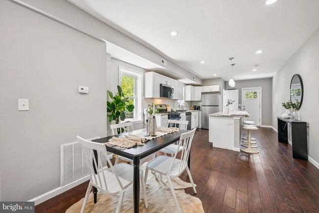 Building Photo - 3800 Old York Rd