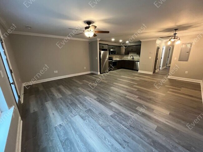 Foto del edificio - 64 Brown Estates Dr