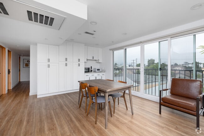 6 habitaciones, 6 baños - 140 m² - Cocina - The Rise