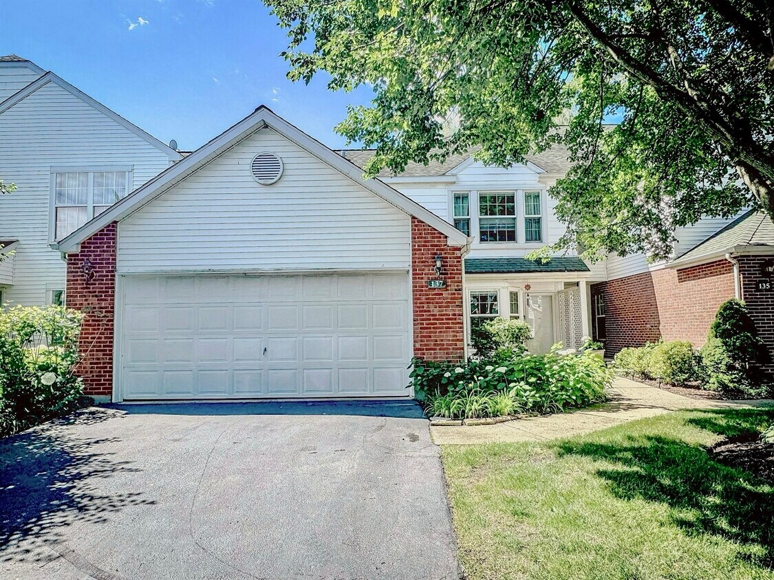 Foto principal - 137 Hemstead St