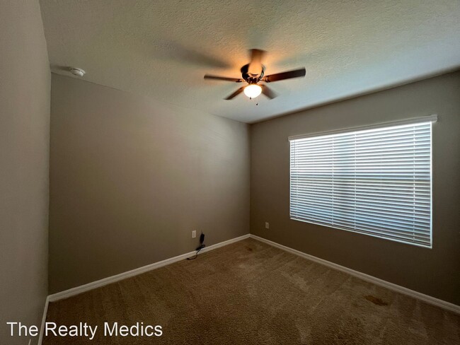 Foto del edificio - 4 br, 2 bath House - 9737 Pepper Tree Place